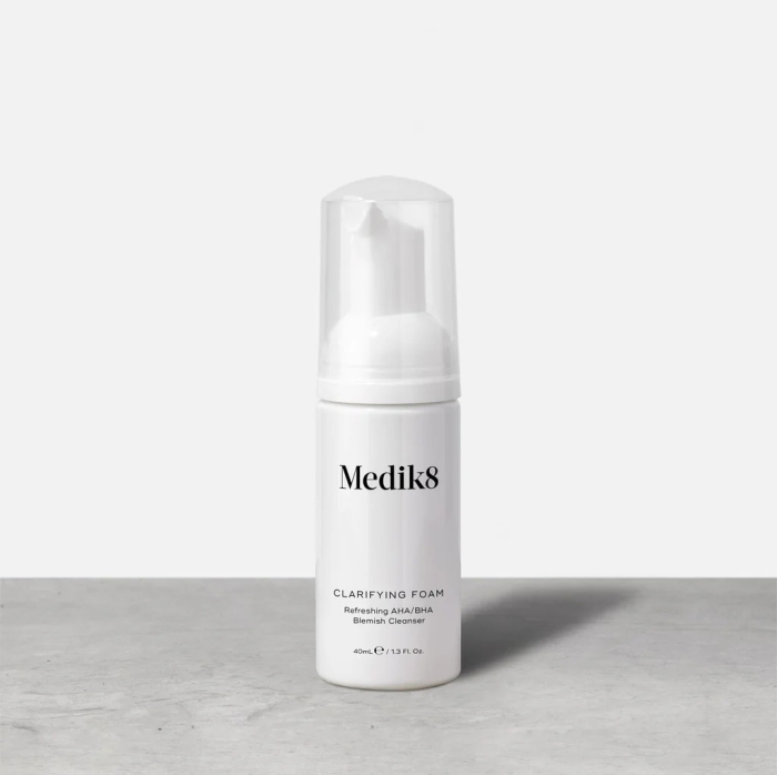 Medik8 Try Me Size Clarifying Foam Bezolejowa pianka oczyszczająca z kwasami AHA/BHA 40 ml