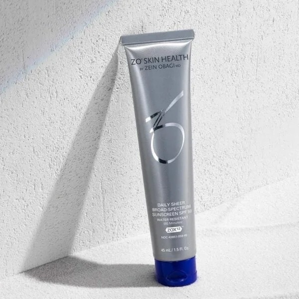 ZO Skin Health Daily Sheer Broad Spectrum SPF 50 Transparentna, codzienna ochrona o szerokim spektrum SPF 50 45 ml