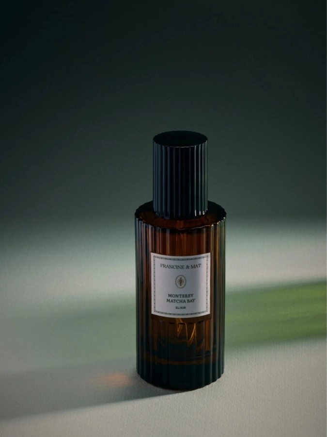 Francine & Mat Pielęgnacyjna mgiełka do ciała Monterey Matcha Bay 100 ml