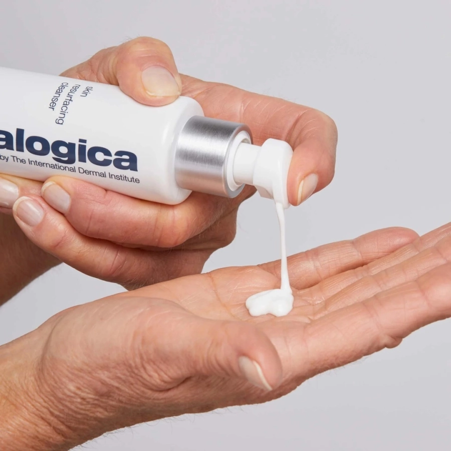 Dermalogica Skin Resurfacing Cleanser Złuszczający żel do mycia twarzy dla cery dojrzałej 150 ml