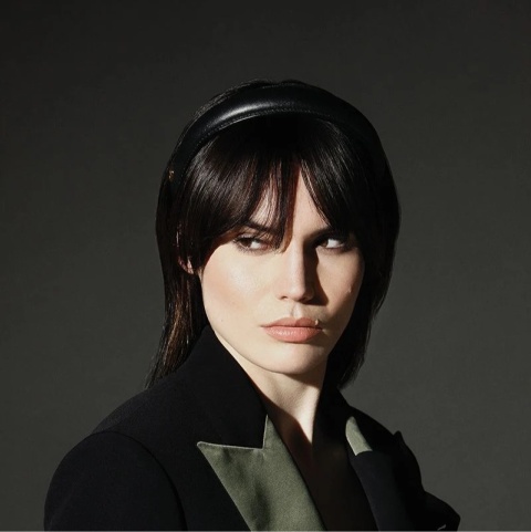 Balmain Black Leather Puffed Headband Opaska Czarna ze złotym monogramem