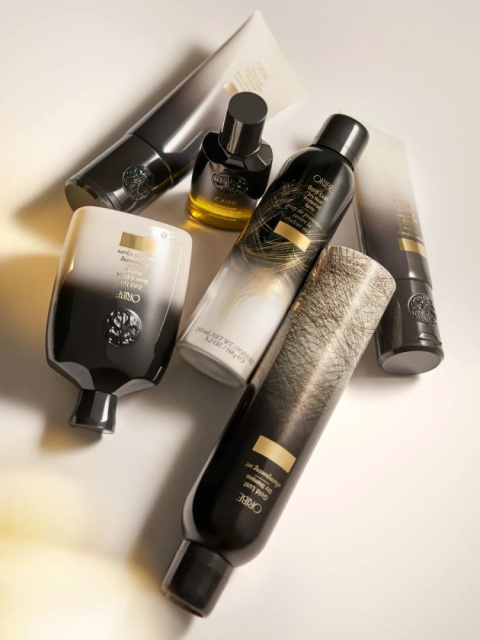 Oribe Gold Lust Repair & Restore Shampoo Szampon do odbudowy i regeneracji włosów suchych i zniszczonych 250 ml