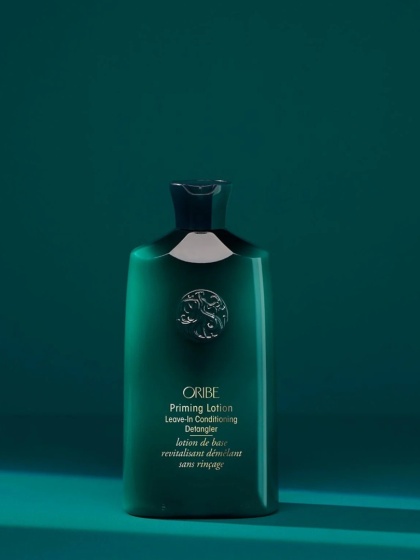 Oribe Mositure & Control Priming Lotion Leave-In Conditioning Detangler Jedwabiste mleczko ułatwiające rozczesywanie 250 ml