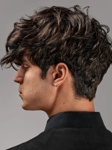 Oribe Signature Flash Form Finishing Spray Wax Delikatnie teksturyzująca i utrwalająca mgiełka-wosk 150 ml