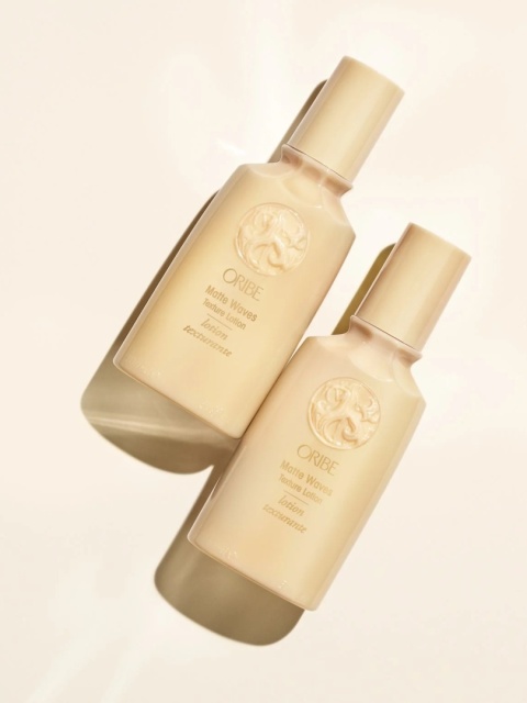 Oribe Signature Matte Waves Texture Lotion Teksturyzujacy balsam do włosów dający efekt fal 100 ml
