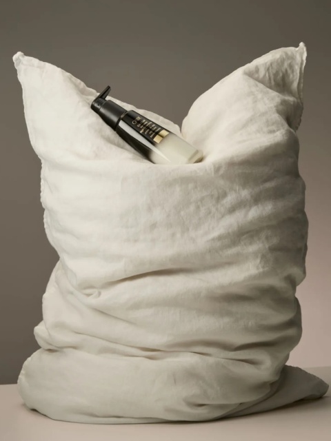 Oribe Gold Lust Restorative Night Creme Regeneracyjny krem na noc o lekkiej, luksusowej formule 150 ml