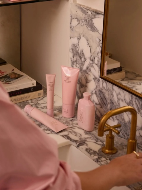 Oribe Serene Scalp Balancing Shampoo oczyszczający szampon przeciwłupieżowy 250 ml