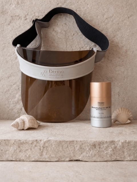 Dermomedica Zestaw UV Cap Brown + Illuminating Body Stick SPF 30