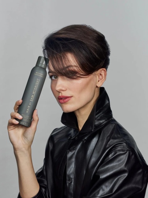 Hair by Sam McKnight Modern Hairspray Multi-Tasking Styling Mist 250 ml