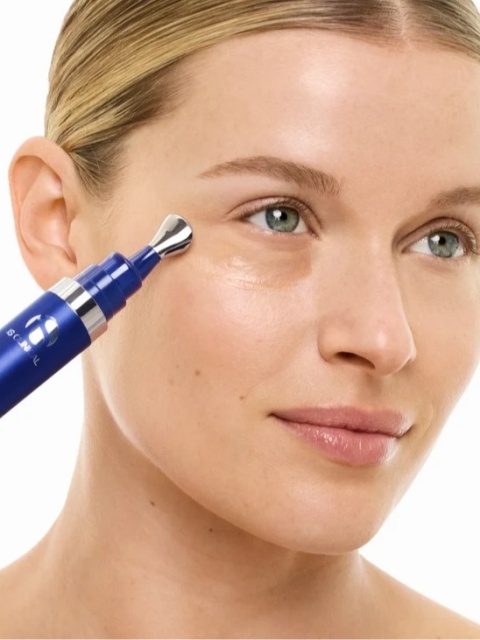 IS Clinical GeneXC Firming Eye Gel Ujędrniający żel pod oczy 15 g