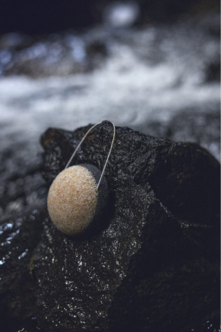 WOODS_COPENHAGEN Active Charcoal Konjac Sponge