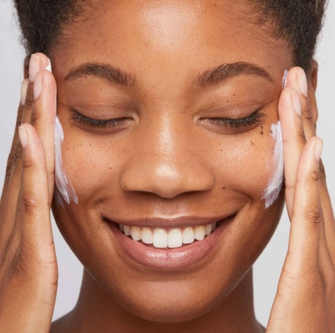 Dermalogica Invisible Physical Defense SPF 30 Lekki ochronny krem z filtrem fizycznym 50 ml