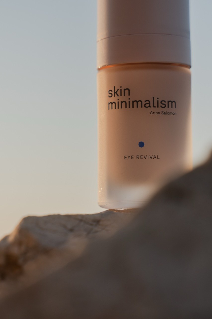 Skin Minimalism Eye Revival