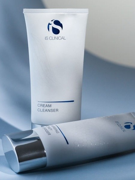 iS Clinical Cream Cleanser